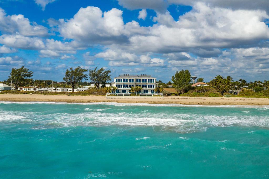 YACHT HOUSE CONDO - Residential