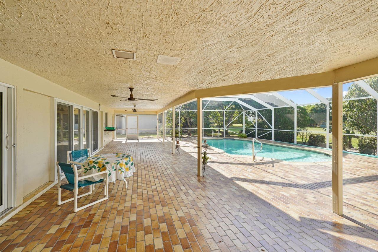 Woodlands Sec Eight 67-42 - Residential