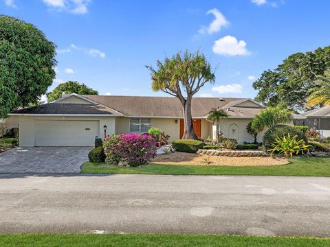 6207 Royal Poinciana Ln Tamarac FL 33319