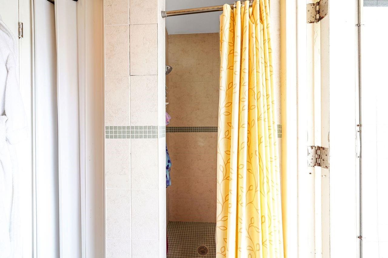 Woodlands Sec Eight 67-42 - Residential