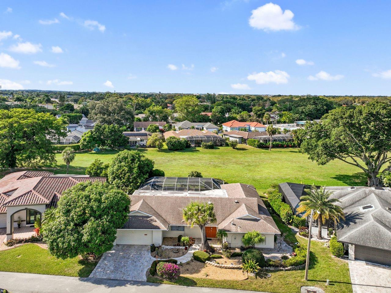 Woodlands Sec Eight 67-42 - Residential