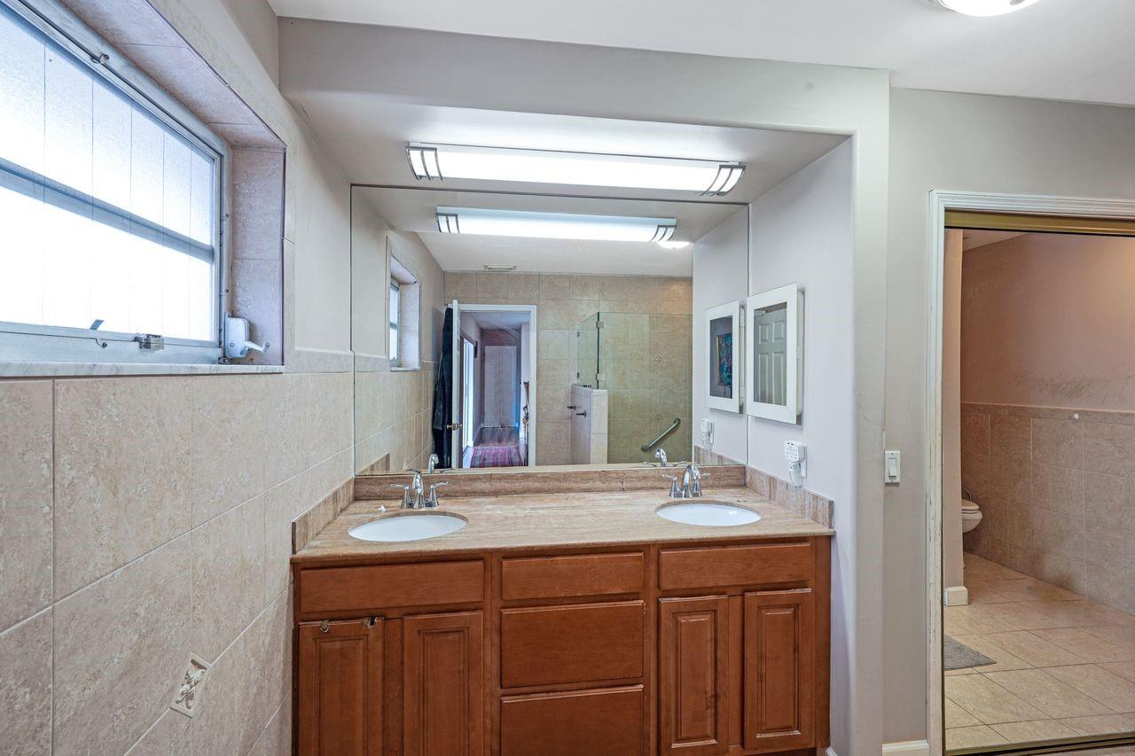 Woodlands Sec Eight 67-42 - Residential