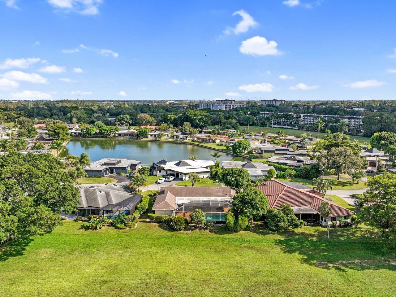 Woodlands Sec Eight 67-42 - Residential