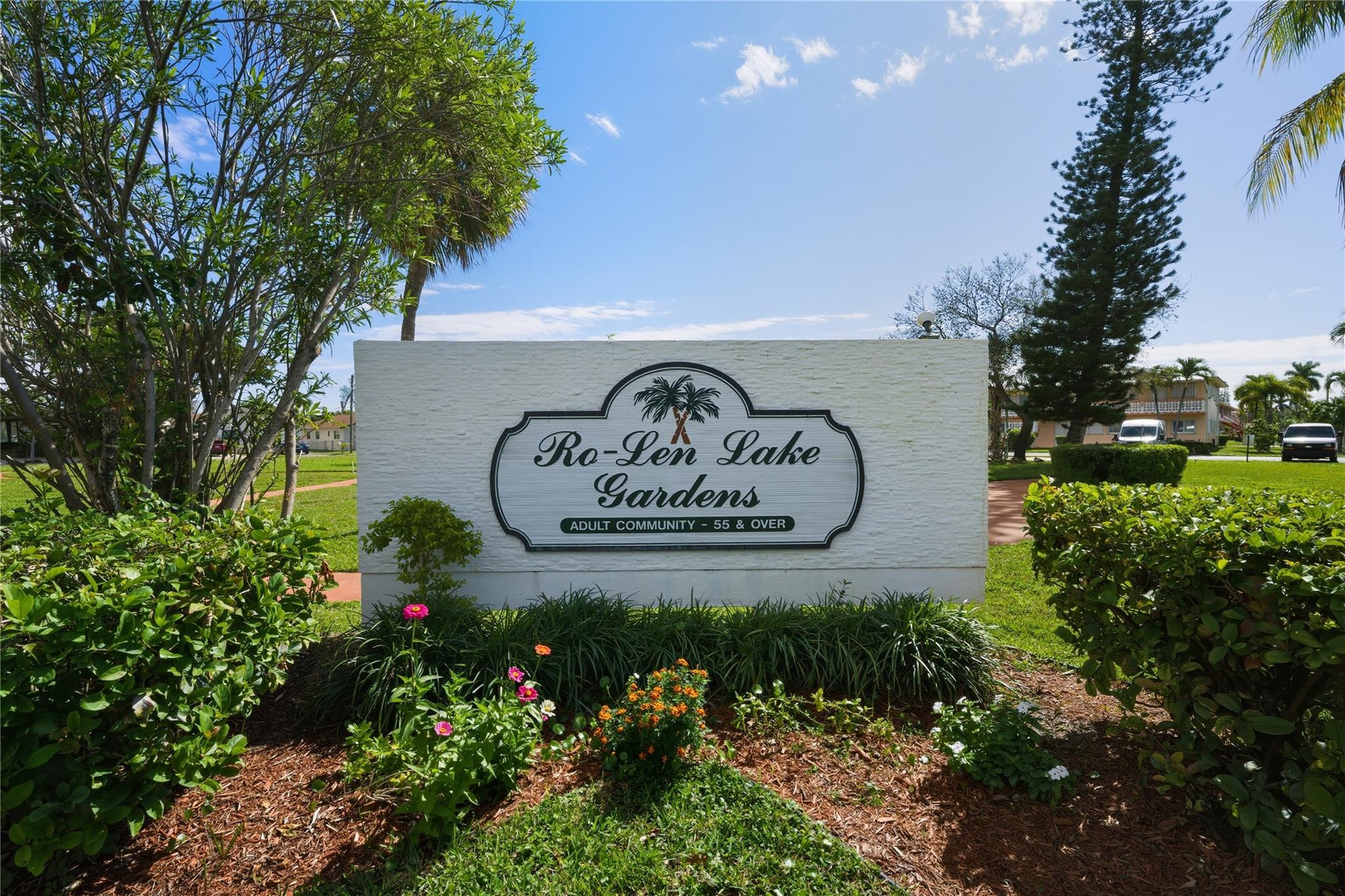 ROLEN LAKE GARDENS - Residential