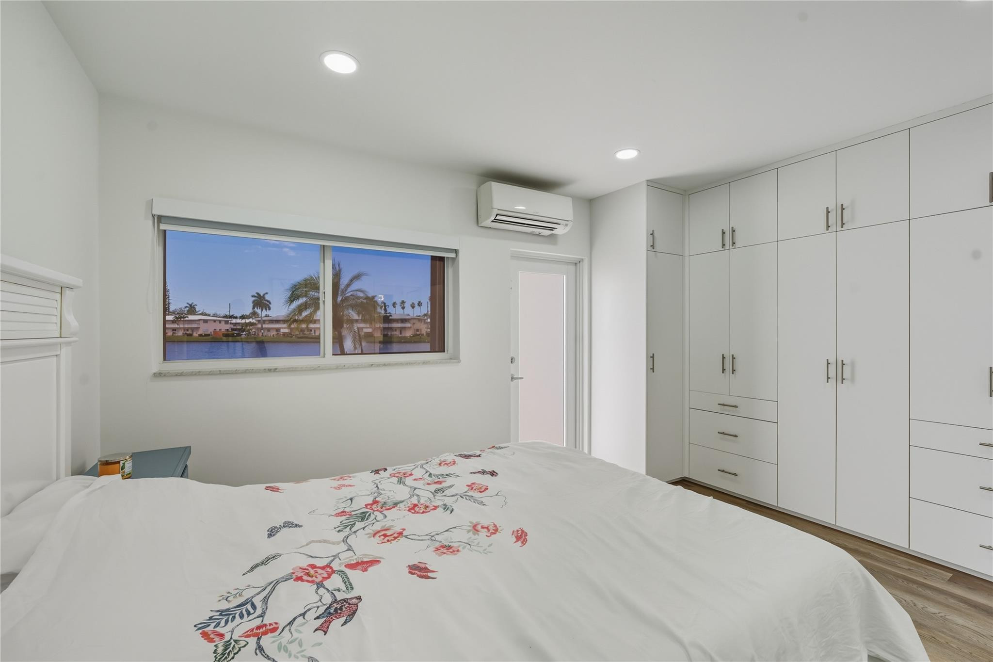 ROLEN LAKE GARDENS - Residential