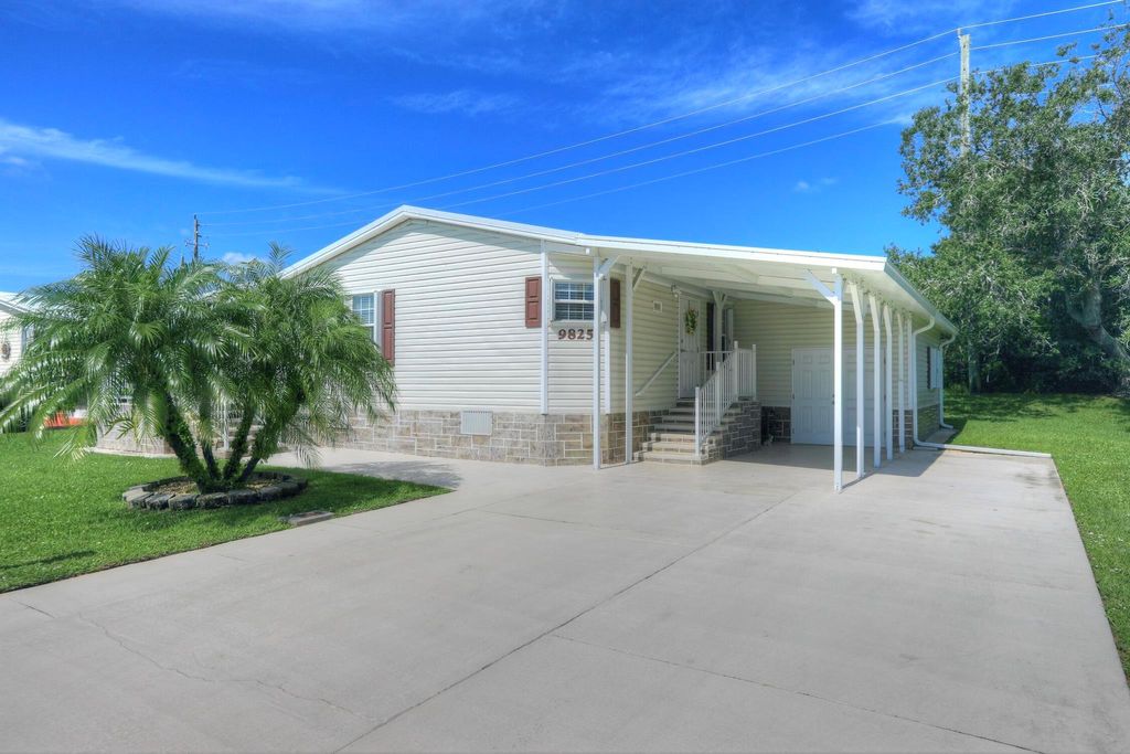 Photo of 9825 61st Parkway, Sebastian, FL 32958 (MLS # R11109763)