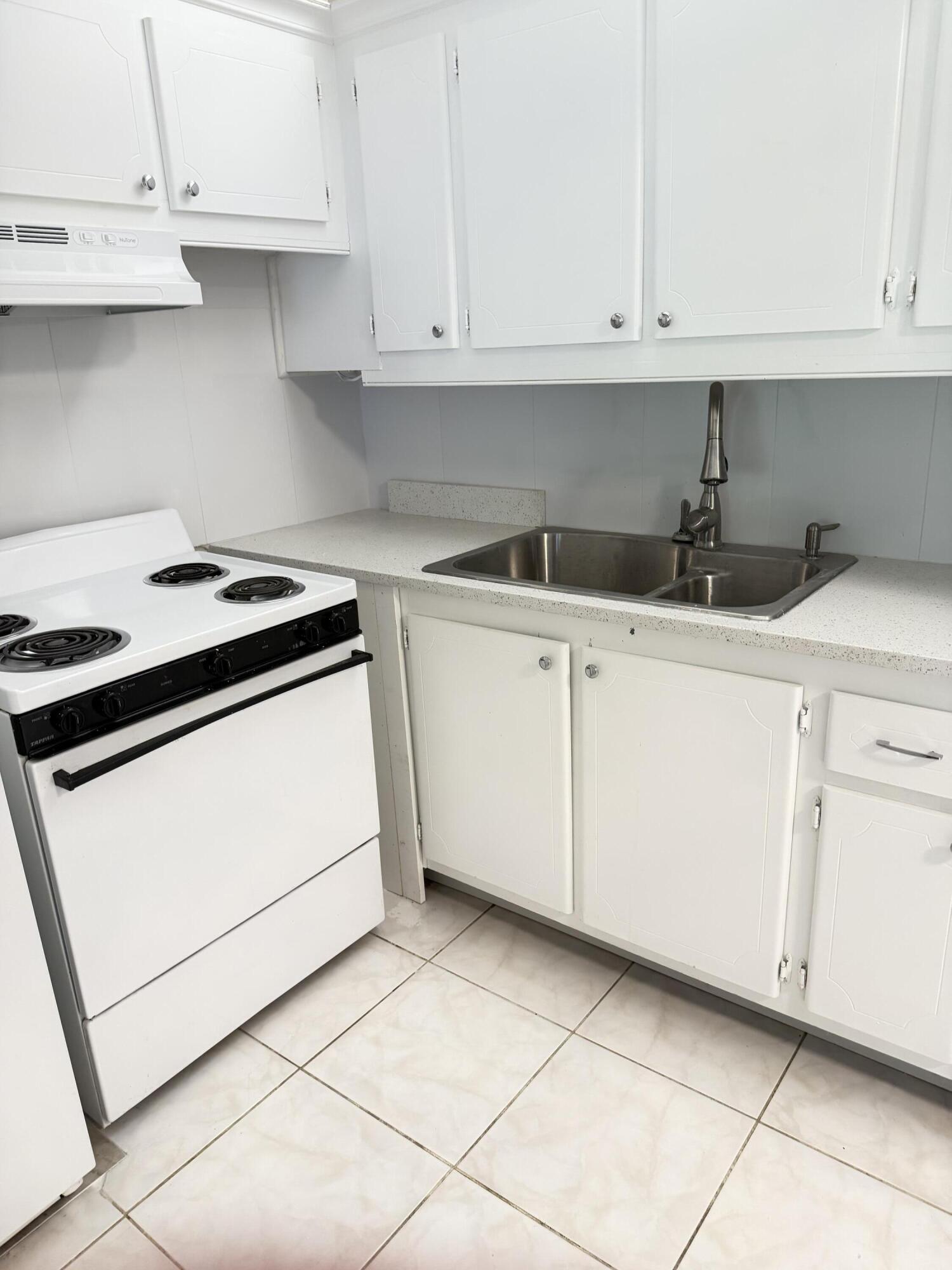 179 Windsor H
