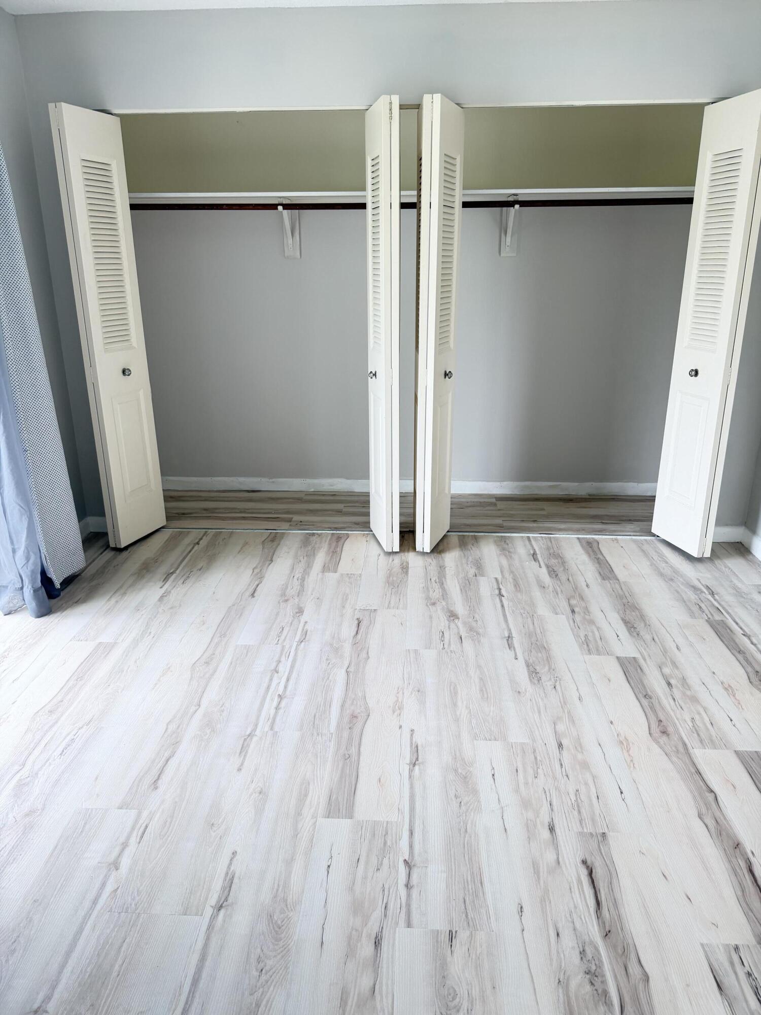 WINDSOR CONDOS - Residential