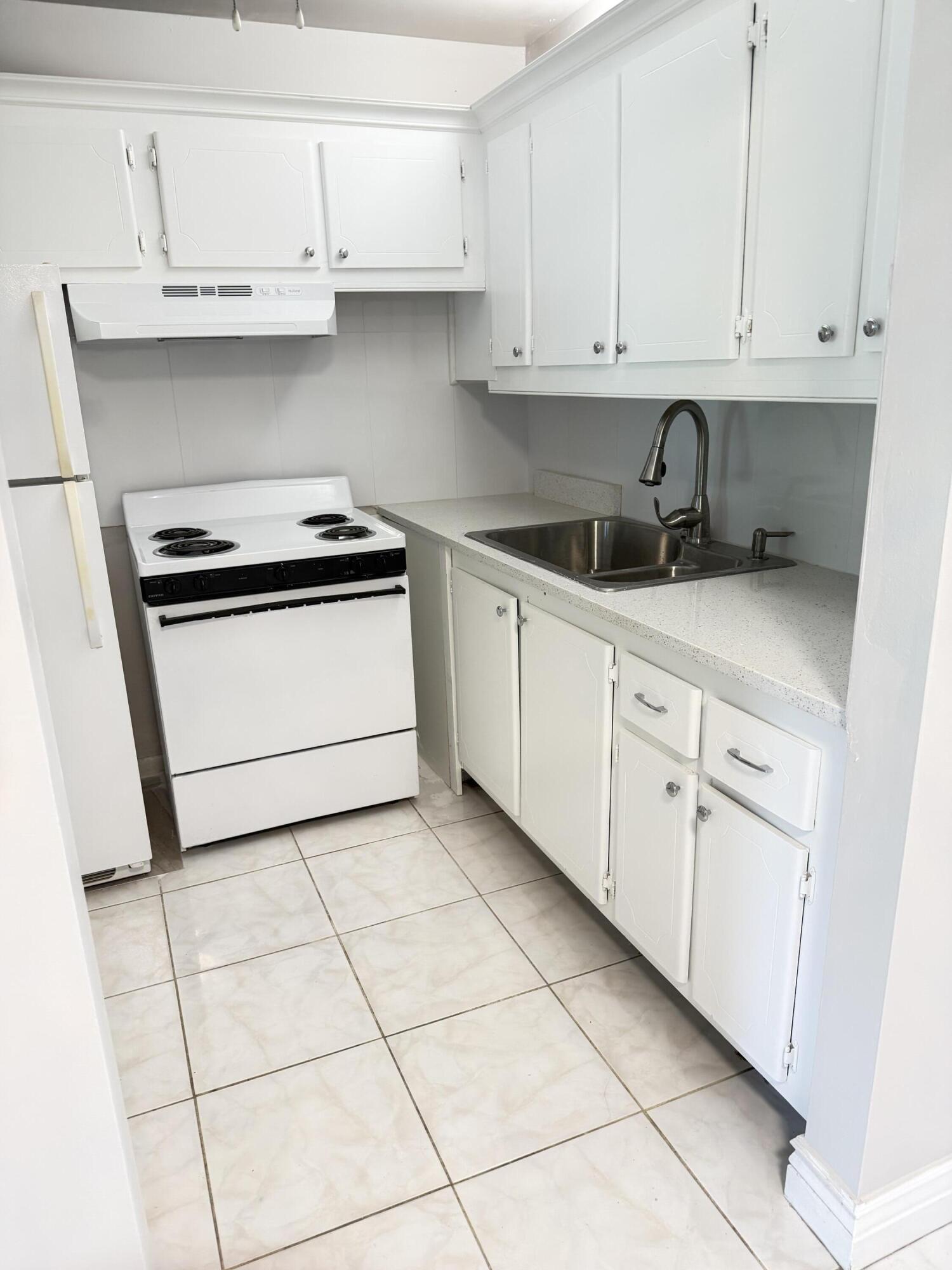 179 Windsor H