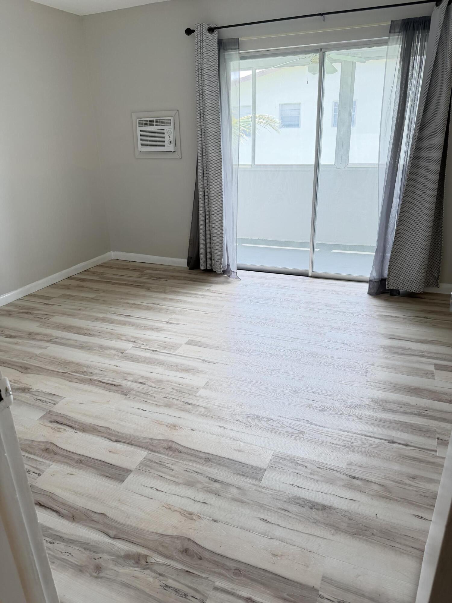 179 Windsor H