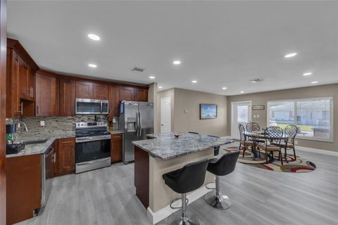 8207 NW 59th Ct Tamarac FL 33321