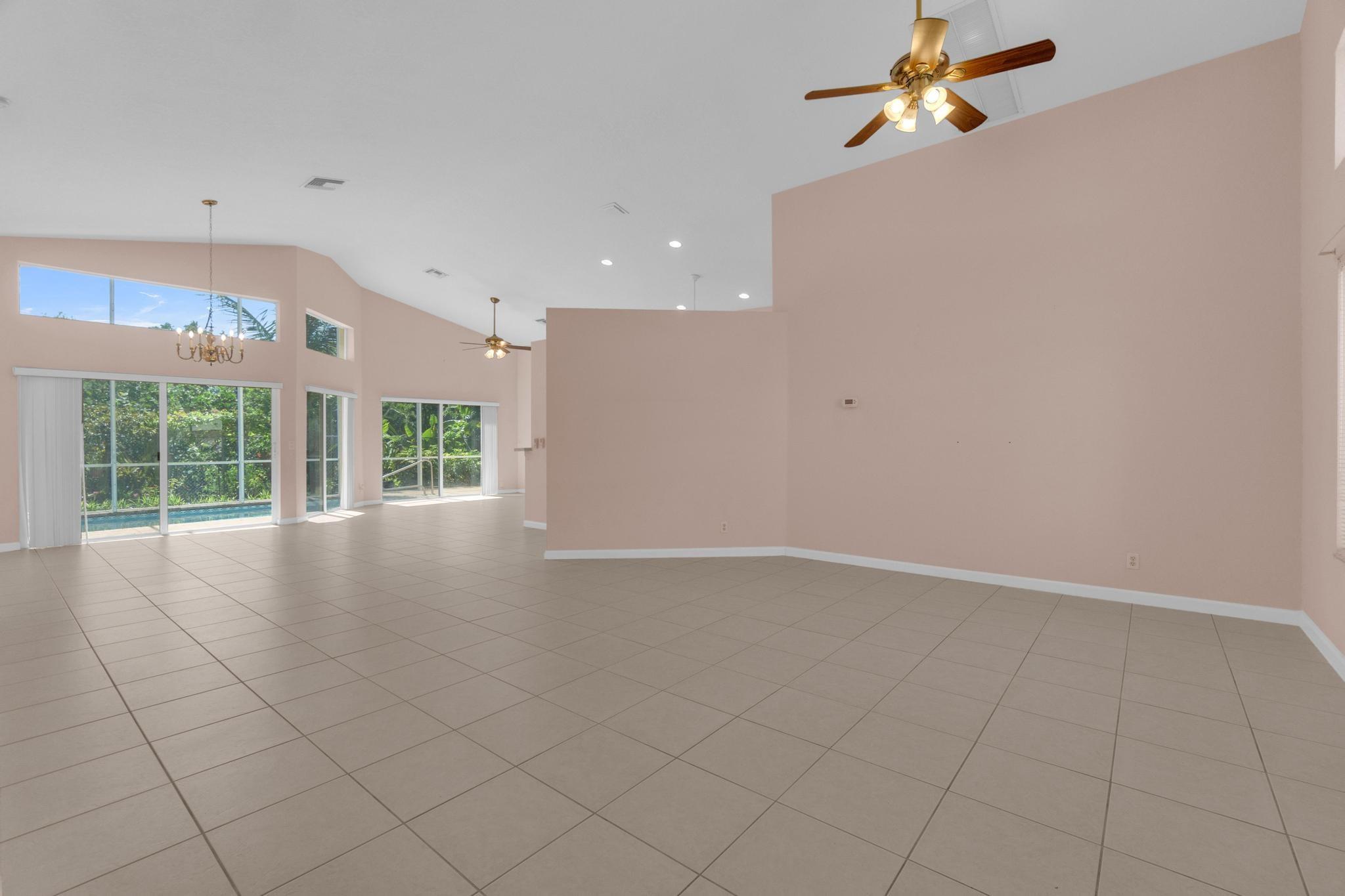 7727 TEXAS Trail