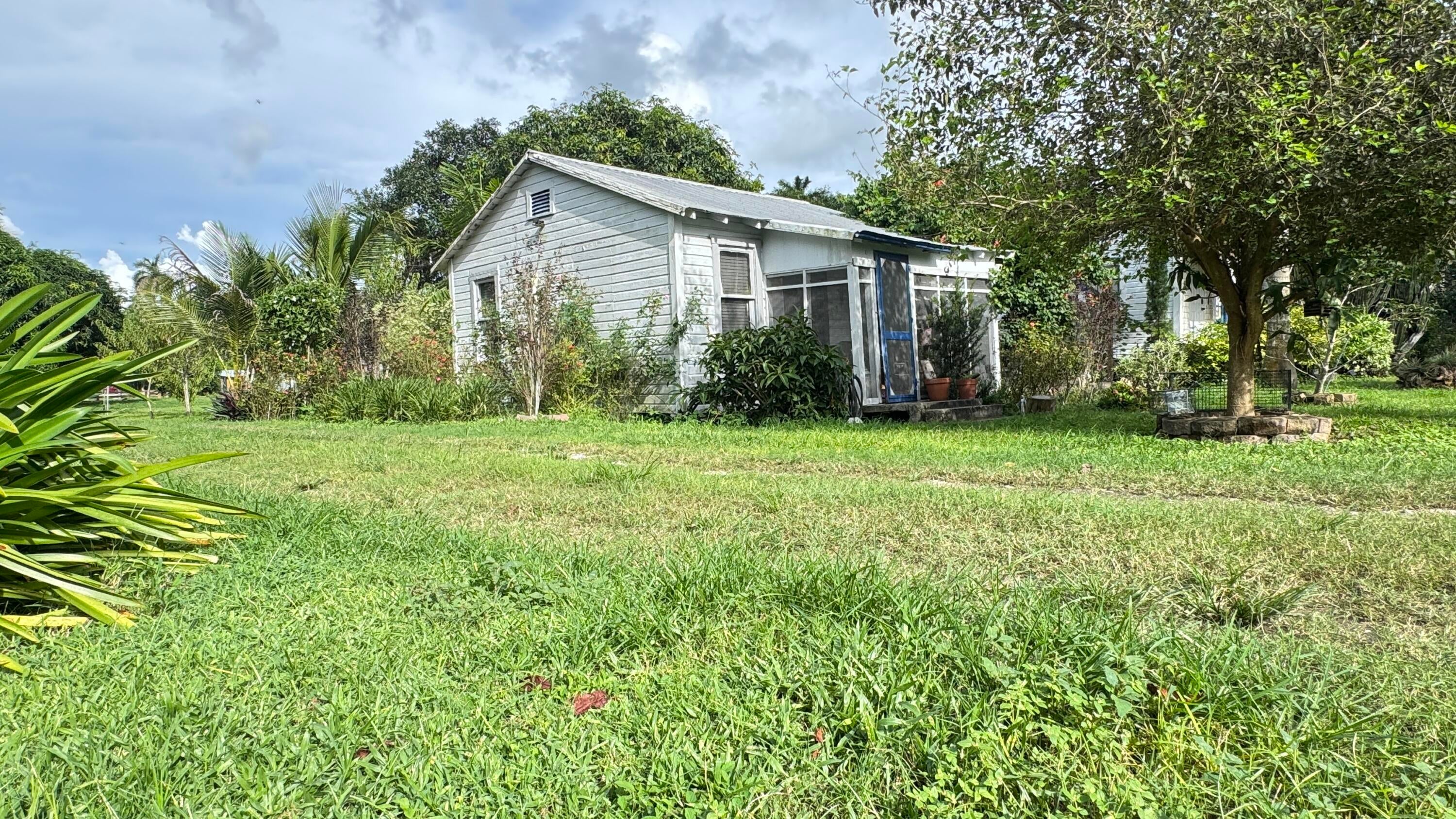 1977 E Main Street