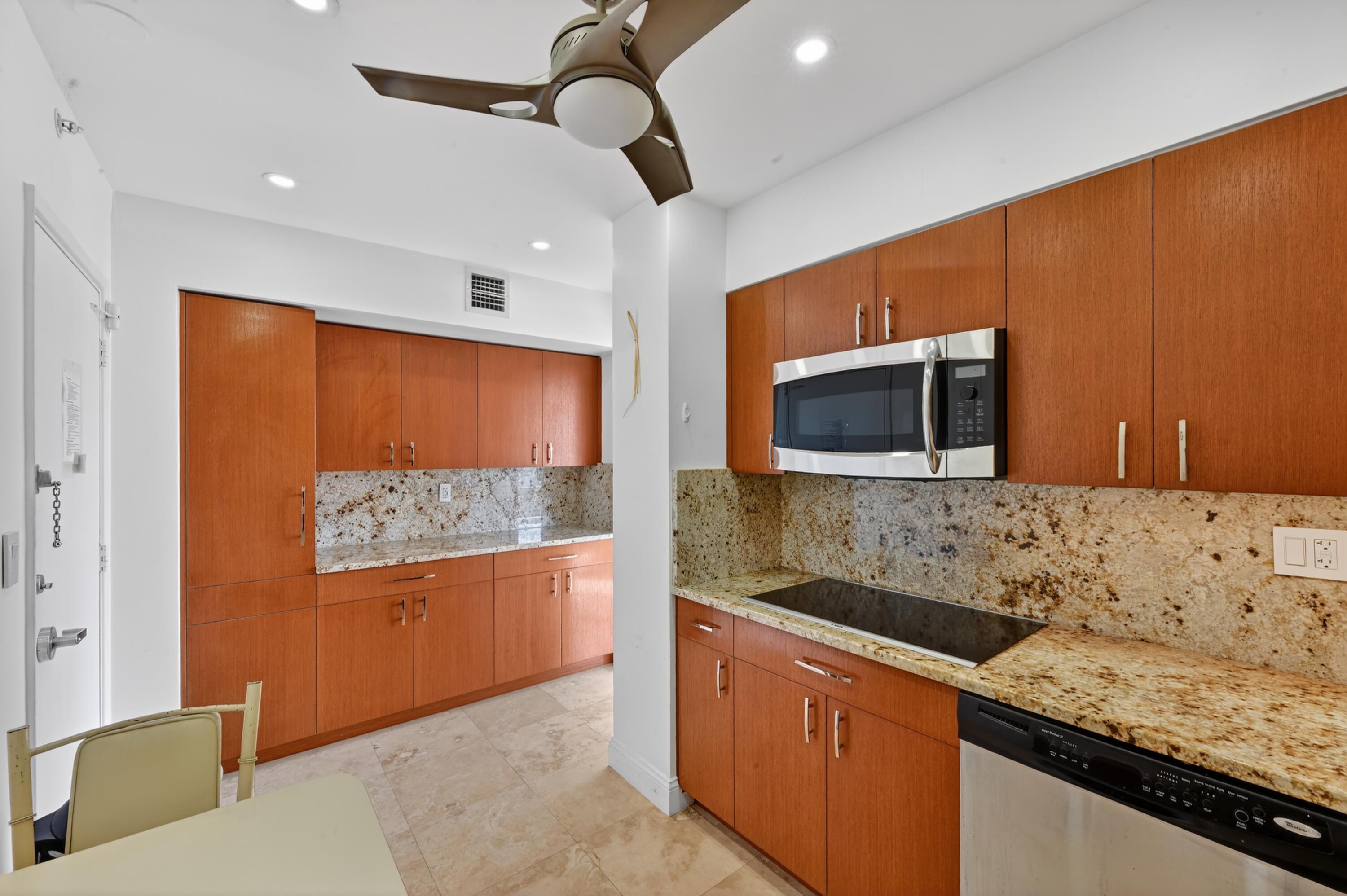 CORAL RIDGE TOWERS EAST CO-OP - Residential