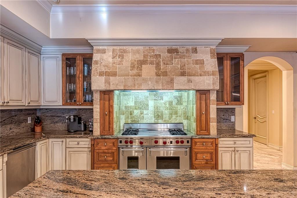 Ponce-Davis Hardee - Residential