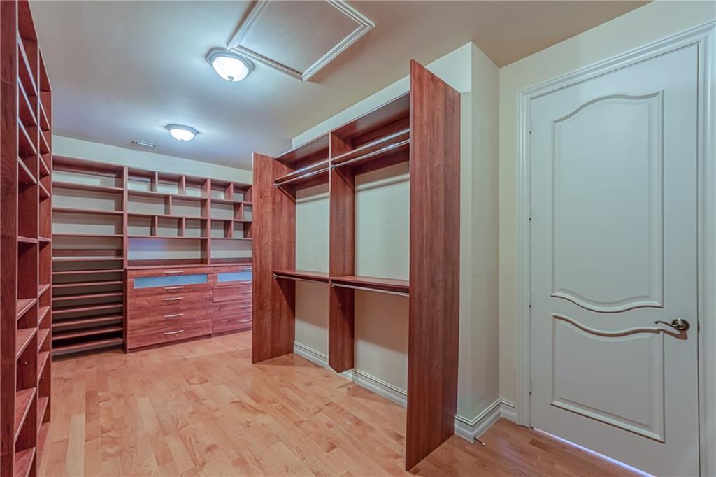 Ponce-Davis Hardee - Residential