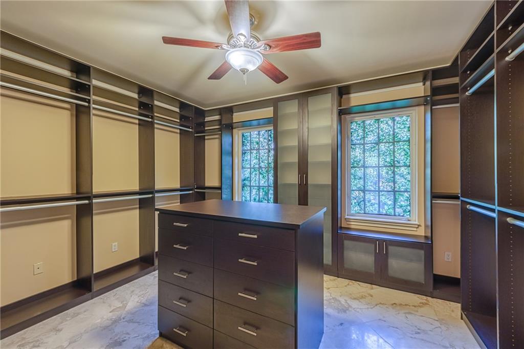 Ponce-Davis Hardee - Residential