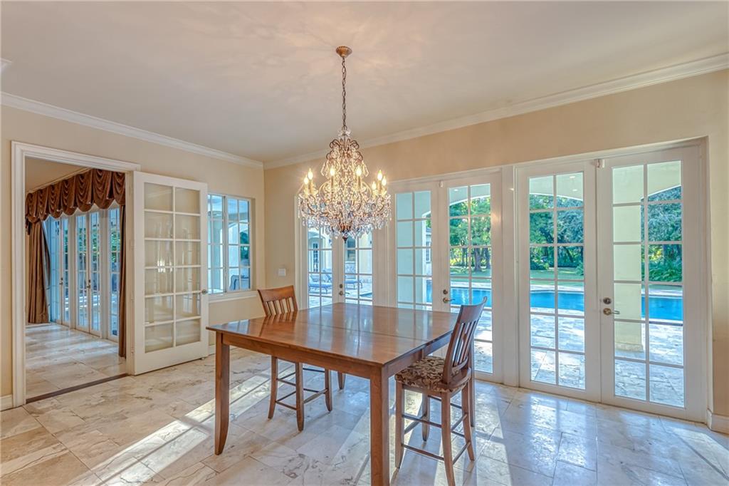 Ponce-Davis Hardee - Residential