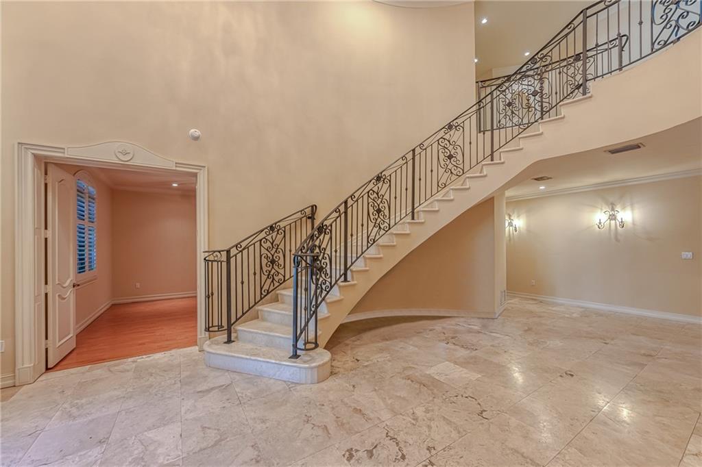 Ponce-Davis Hardee - Residential