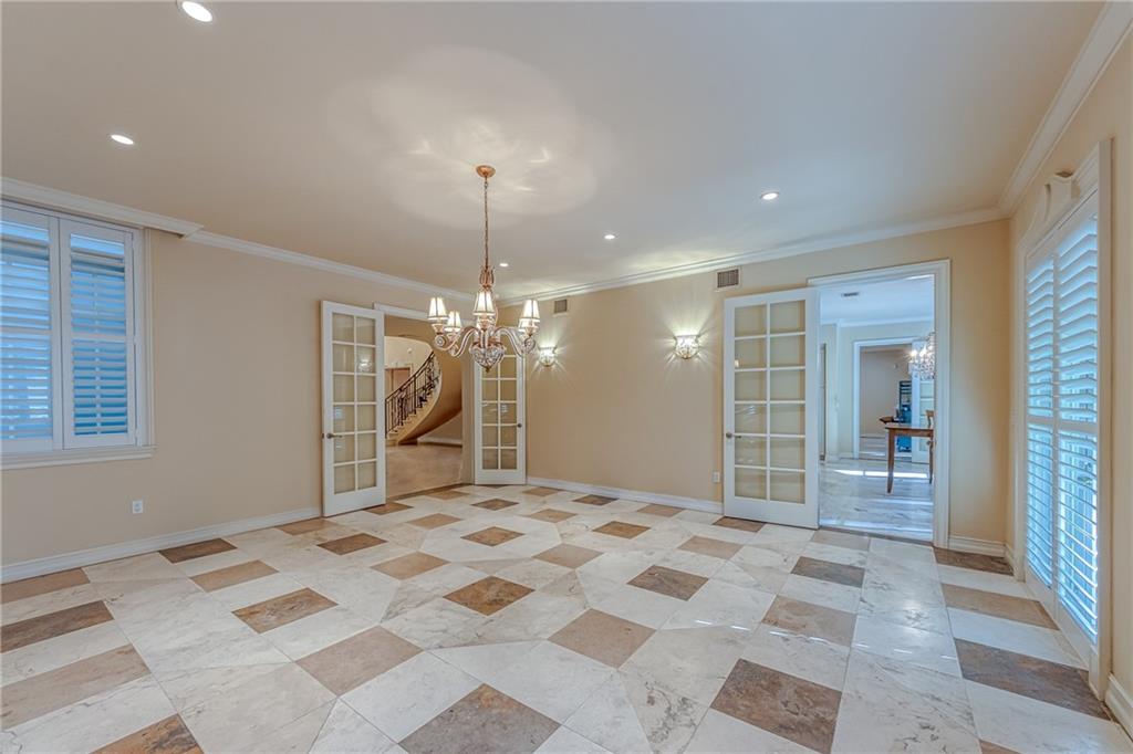 Ponce-Davis Hardee - Residential