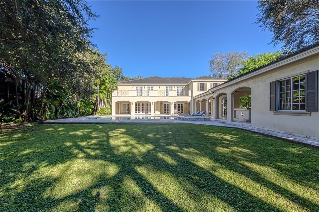 Ponce-Davis Hardee - Residential