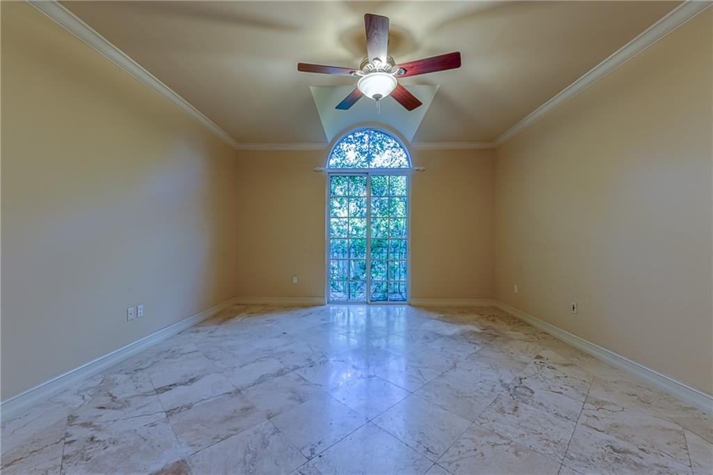 Ponce-Davis Hardee - Residential