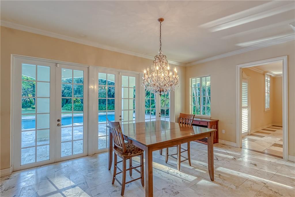 Ponce-Davis Hardee - Residential