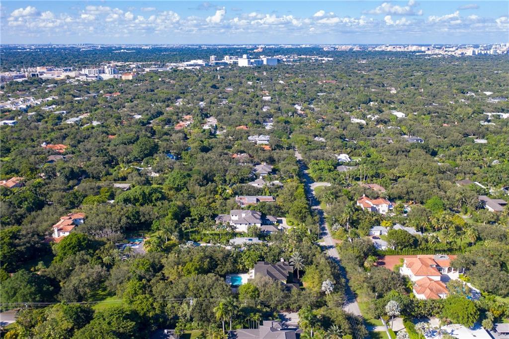 Ponce-Davis Hardee - Residential