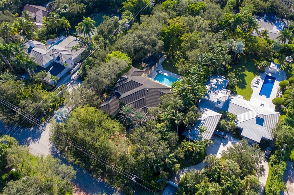 Ponce-Davis Hardee - Residential