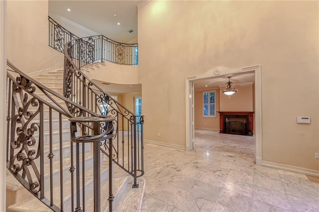 Ponce-Davis Hardee - Residential