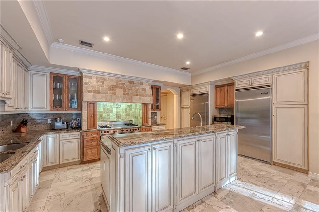 Ponce-Davis Hardee - Residential