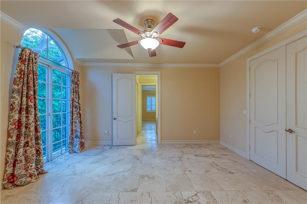 Ponce-Davis Hardee - Residential