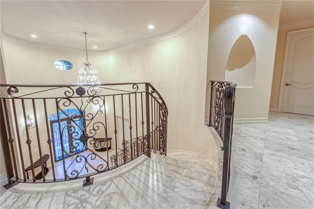 Ponce-Davis Hardee - Residential