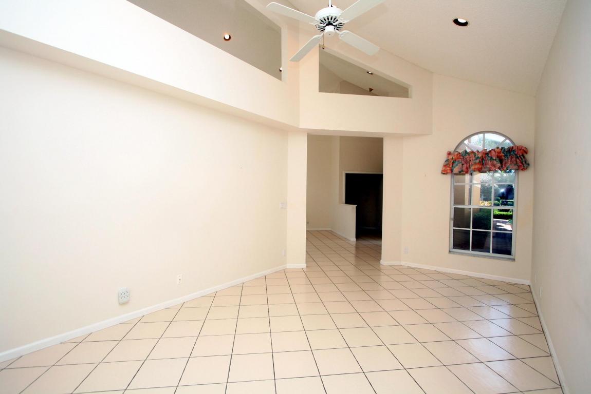 BANYANS - Residential