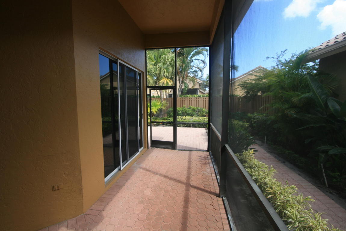 BANYANS - Residential