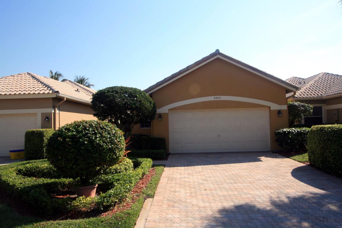 BANYANS - Residential