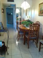 VILLAGE GREEN SUSSEX COND - Residential