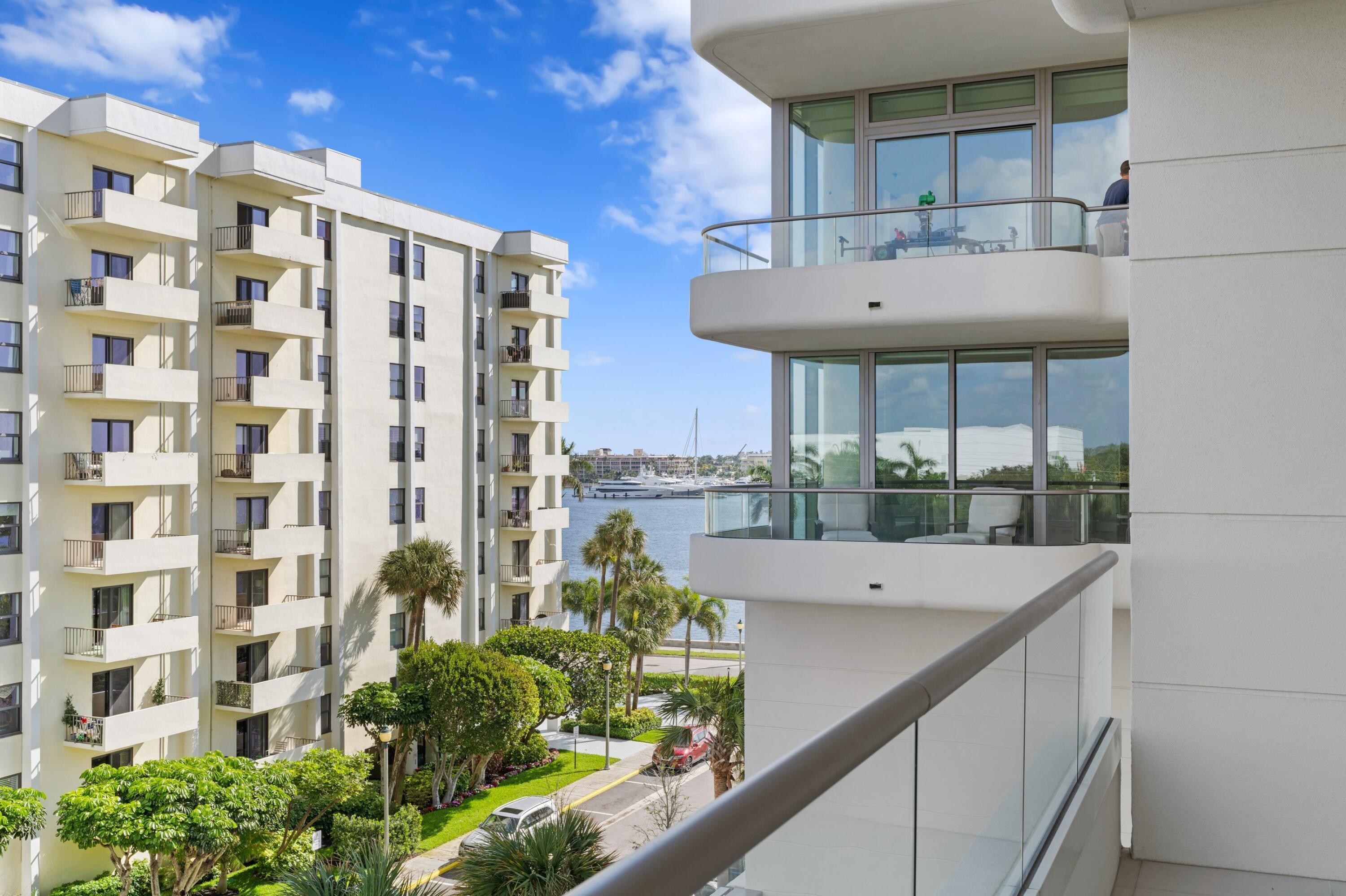 200 ARKONA Court 401