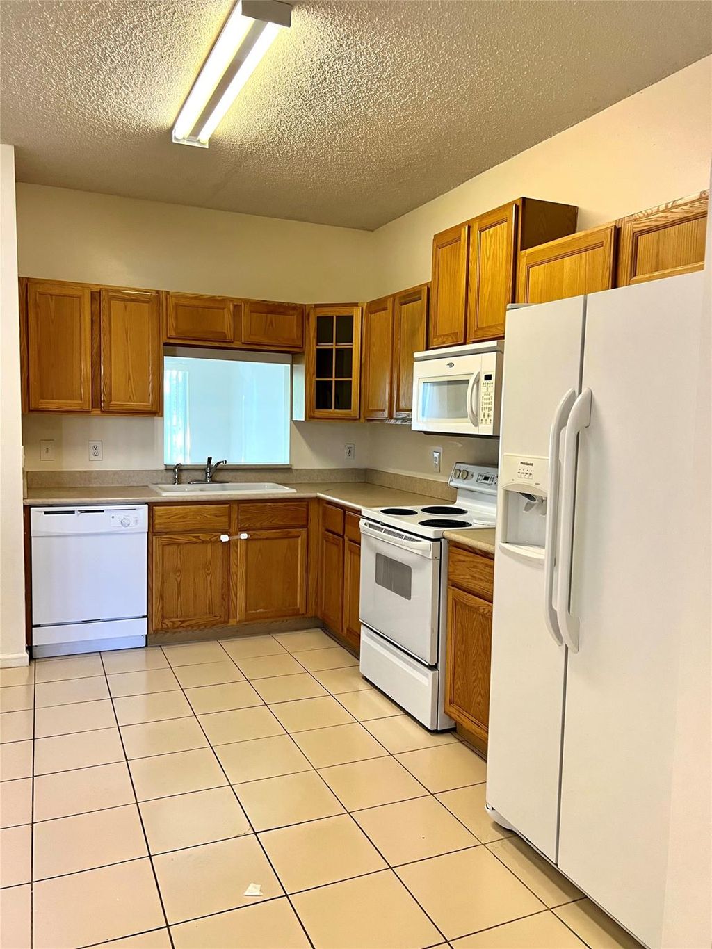 Photo of 21199 Via Eden, Boca Raton, FL 33433 (MLS # F10499434)