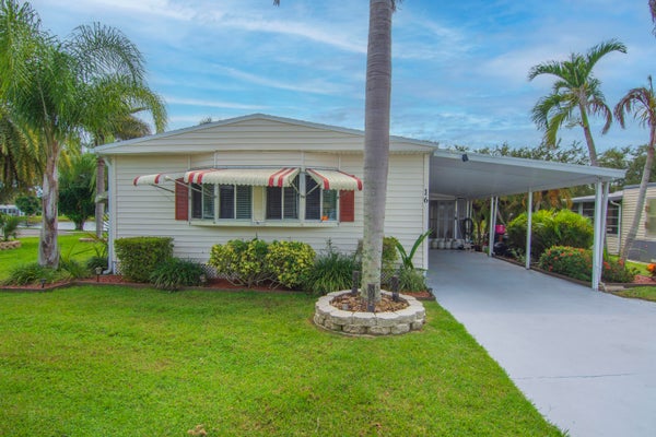 16 SANTA MARIA CT, PORT SAINT LUCIE, FL 34952 - Image e314062fad4da1692b2faab2b7fa1020/527744022