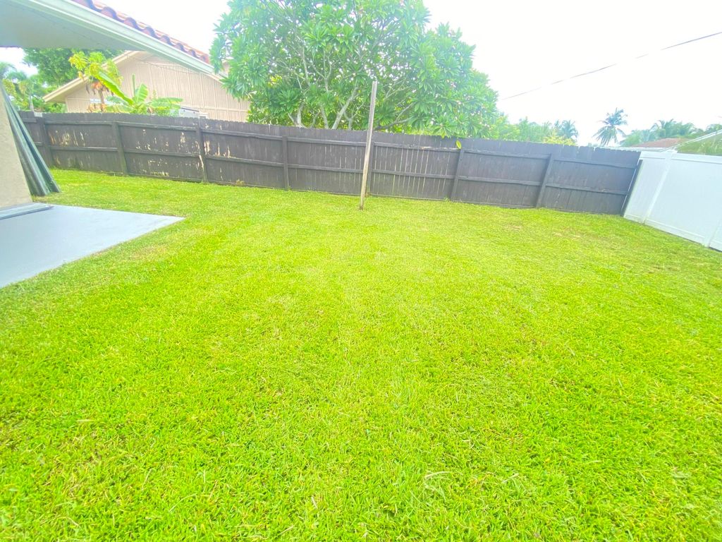 Photo of 210 Oregon Lane, Boca Raton, FL 33487 (MLS # R11119166)