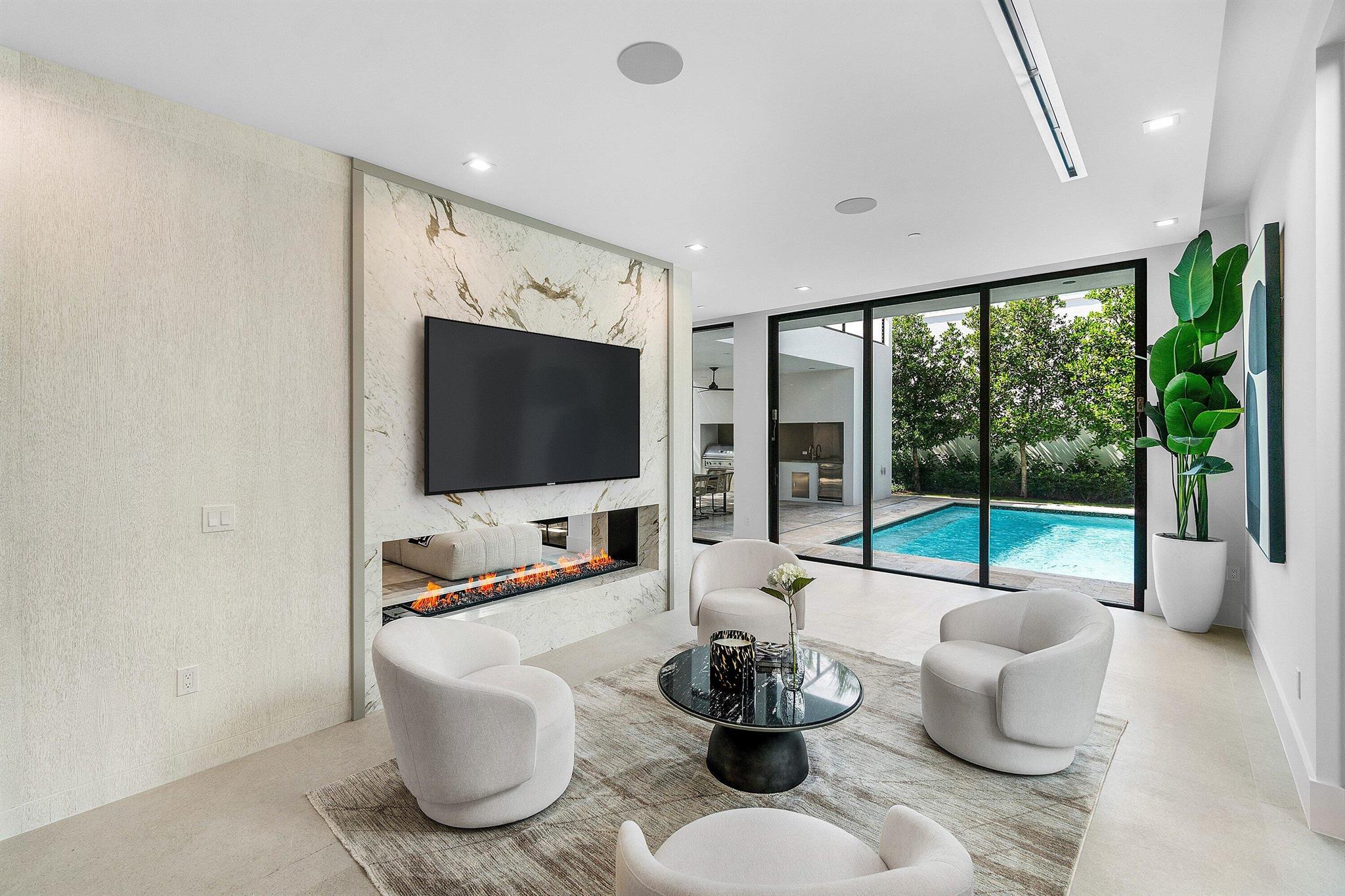 Cache 11 - Residential