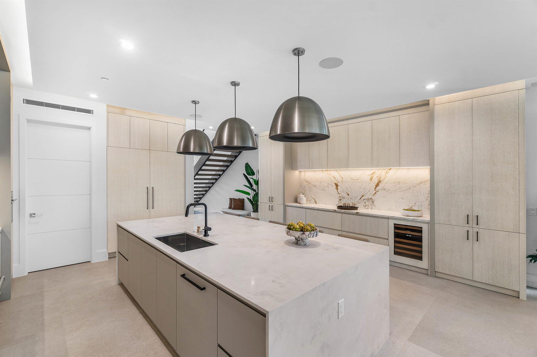 Cache 11 - Residential