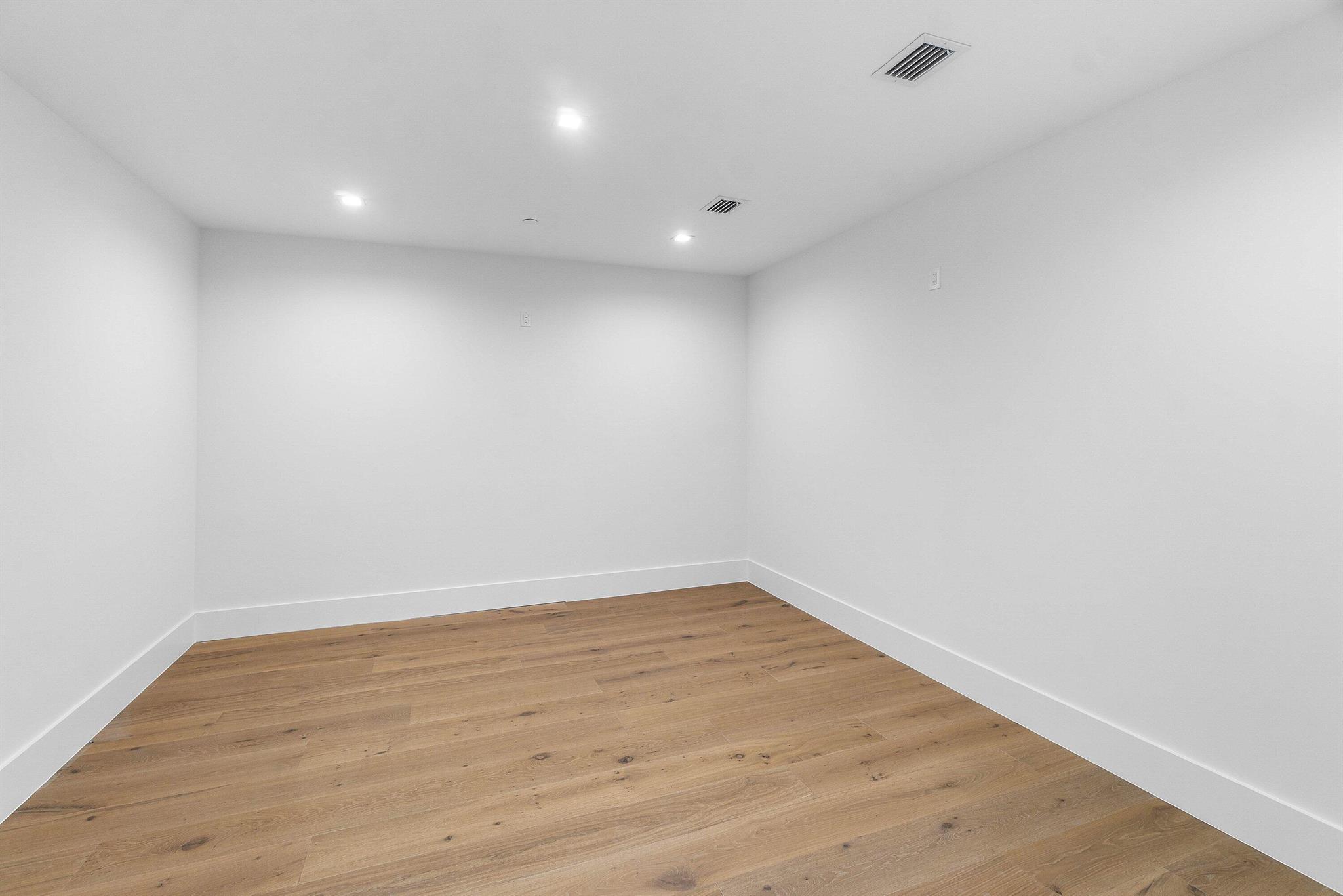 Cache 11 - Residential