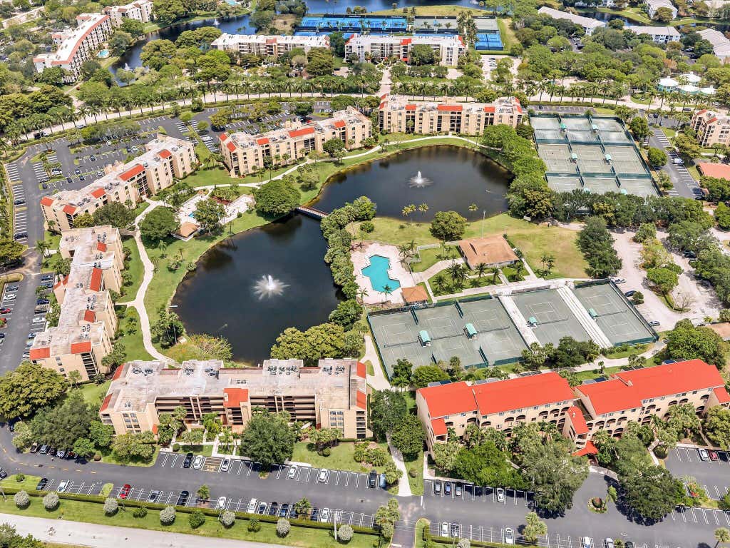 Photo of 2455 Lindell Boulevard #3401, Delray Beach, FL 33444 (MLS # B26040193)