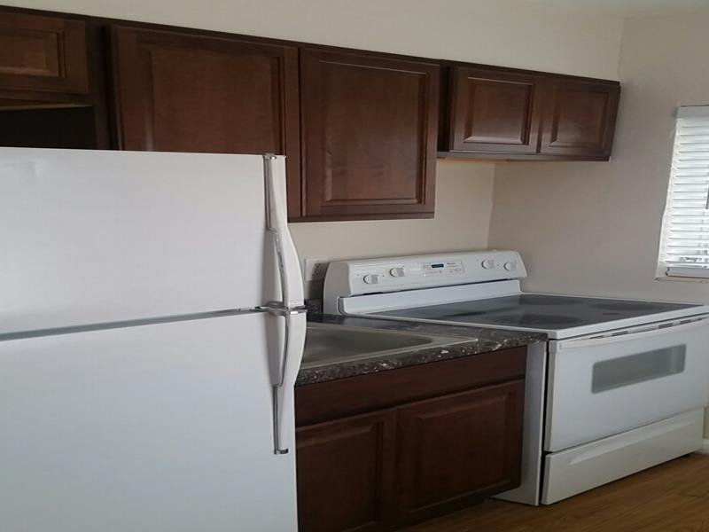 BISCAYNE BCH SUB - Residential Lease