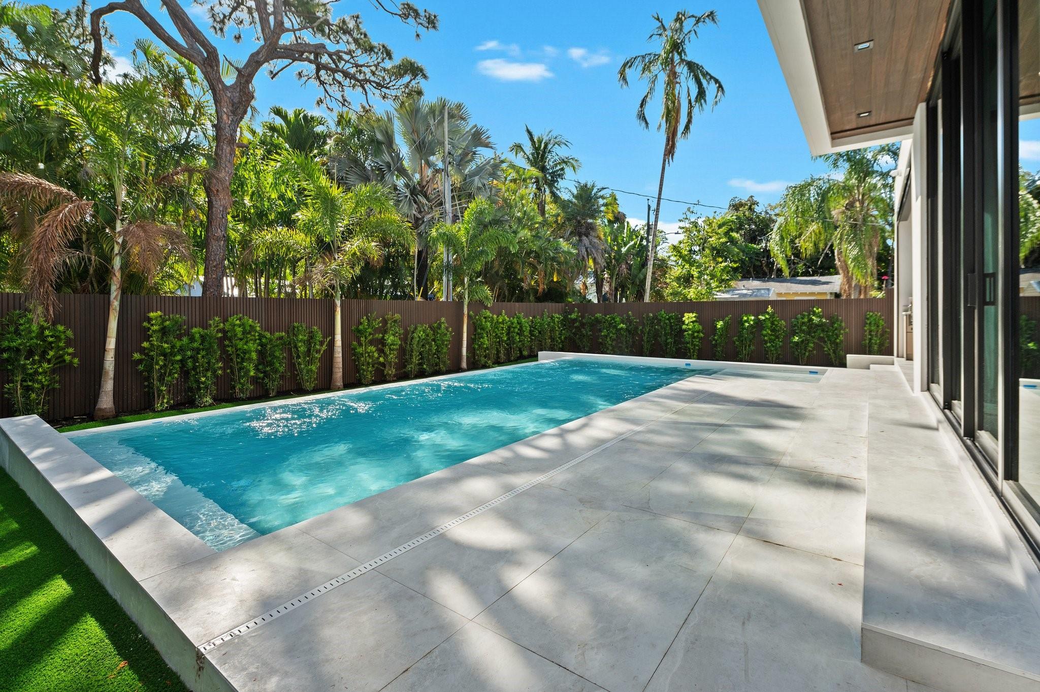 VICTORIA PARK - Residential