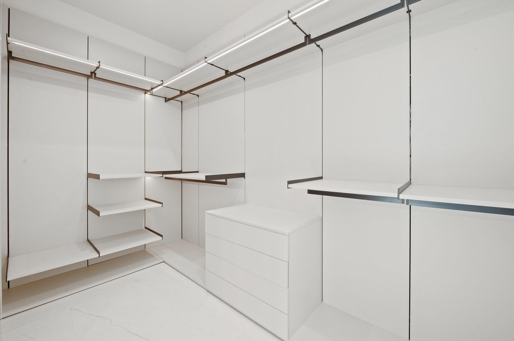 VICTORIA PARK - Residential