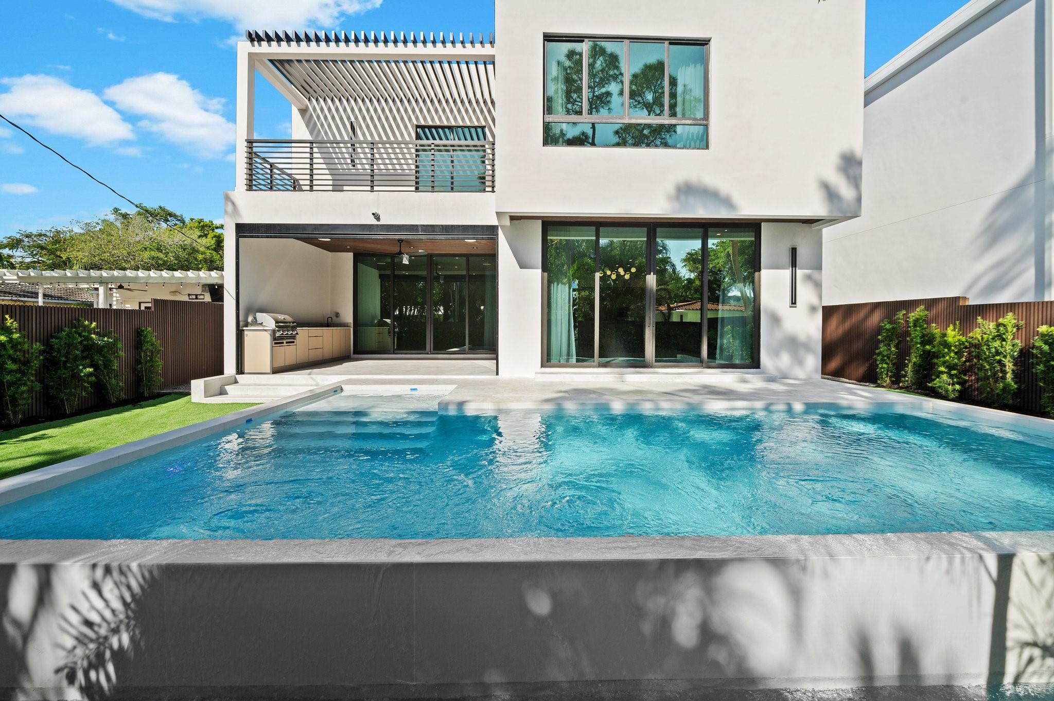 VICTORIA PARK - Residential