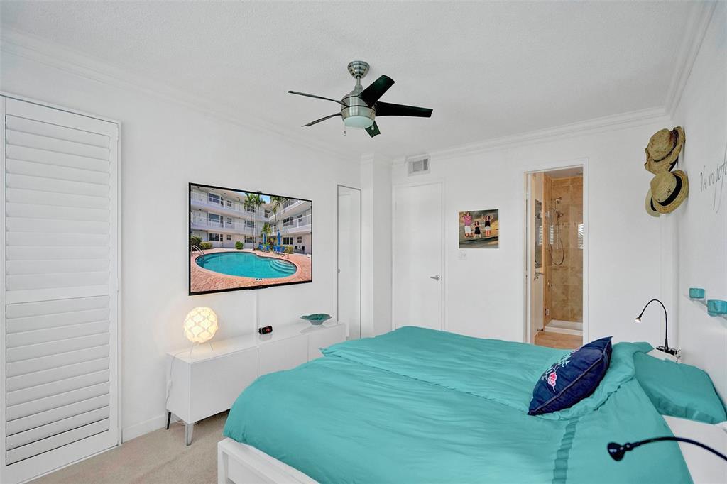 BURTON POINT CONDO - Residential